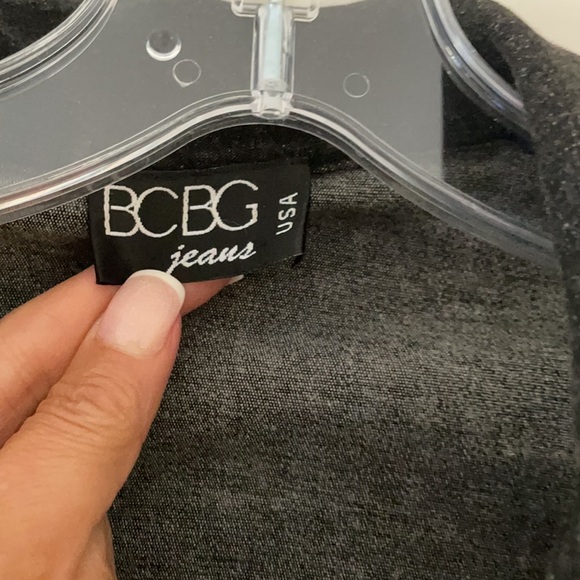 BCBG Stretch Jean zip Jacket !! Fitted size small - Picture 2 of 3